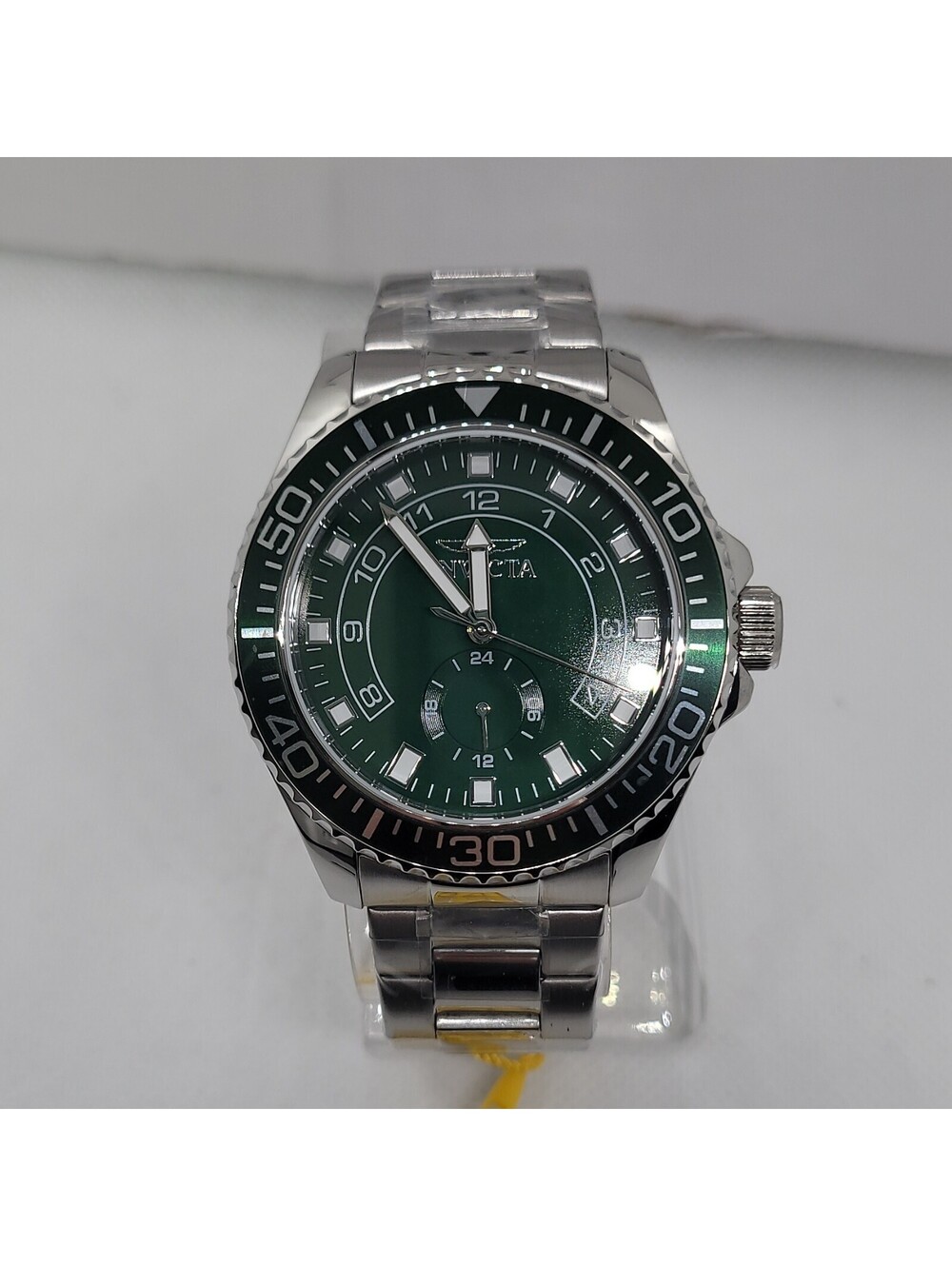 224 invicta pro diver command  44mm steel green dial